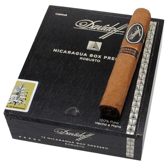 Davidoff Nicaragua Robusto Box Press