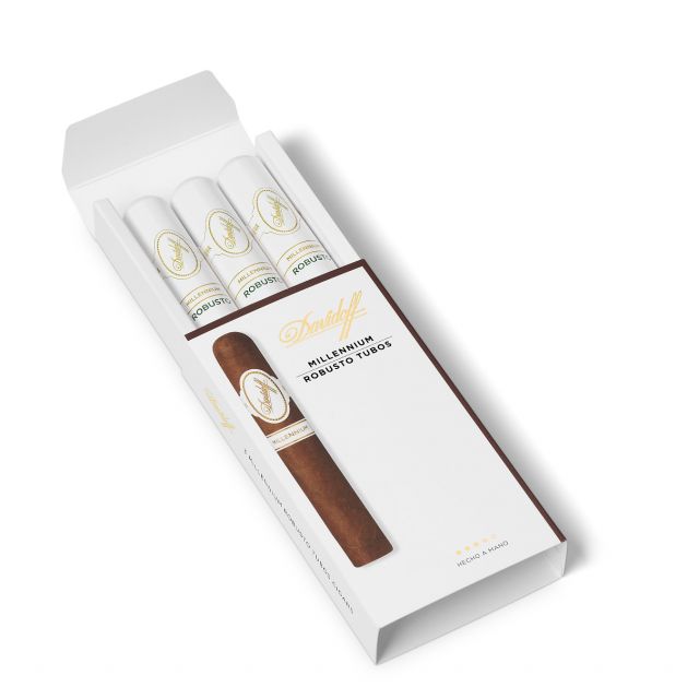 Davidoff Millennium Blend Robusto