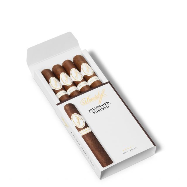 Davidoff Millennium Blend Robusto